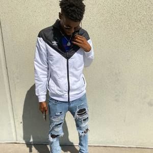 Meet your Posher, Nicholas